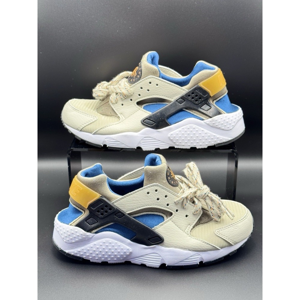 Size 4Y- Nike Huarache Kids Sneaker Shoes, Pre-owned, White/Blue/Black